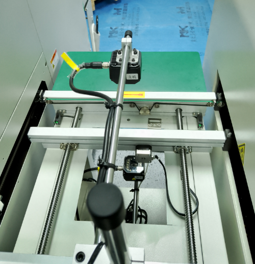 PCB電路板，接駁臺上方 下方組網(wǎng)讀碼，主從機掃碼.png